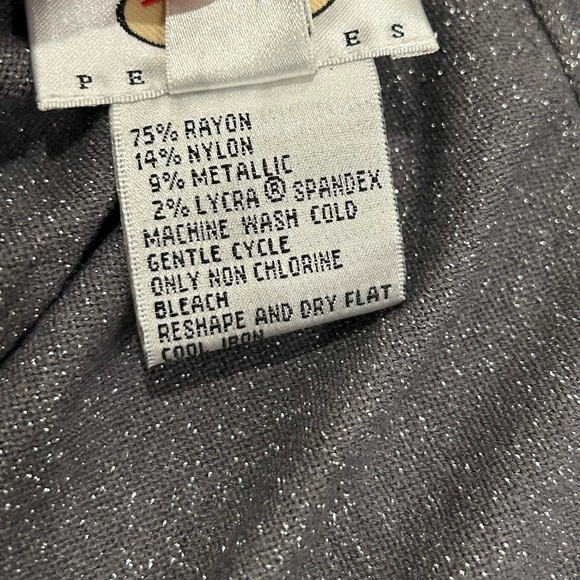 Talbots Metallic Silver Knit Stretch V-Neck Long Sleeve Sweater Size XS Petite - Picture 5 of 7